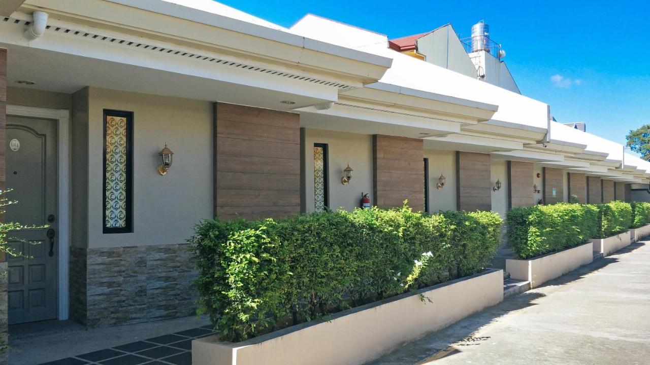 Отель Reddoorz Premium @ Wireless Mandaue Cebu Экстерьер фото