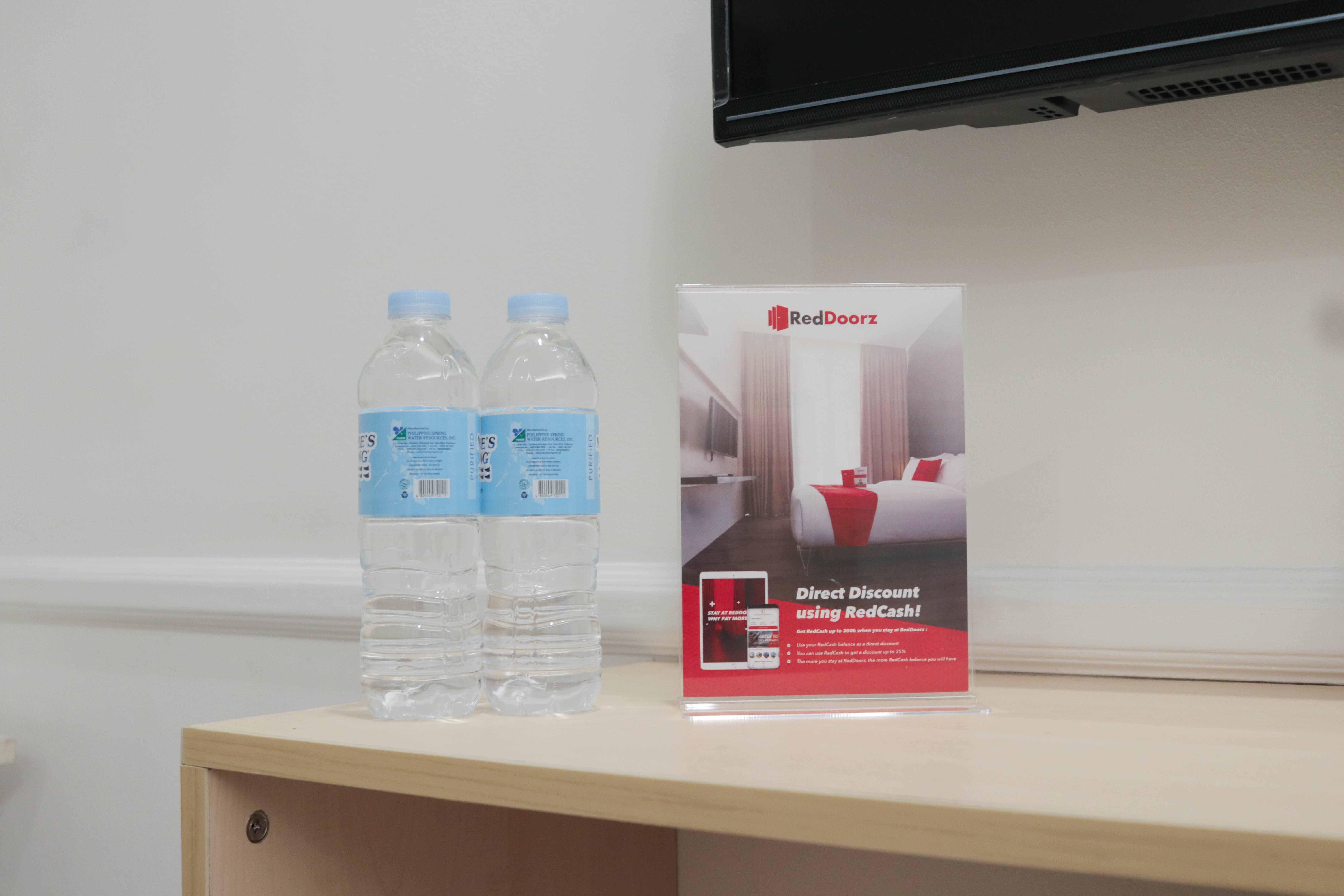 Отель Reddoorz Premium @ Wireless Mandaue Cebu Экстерьер фото